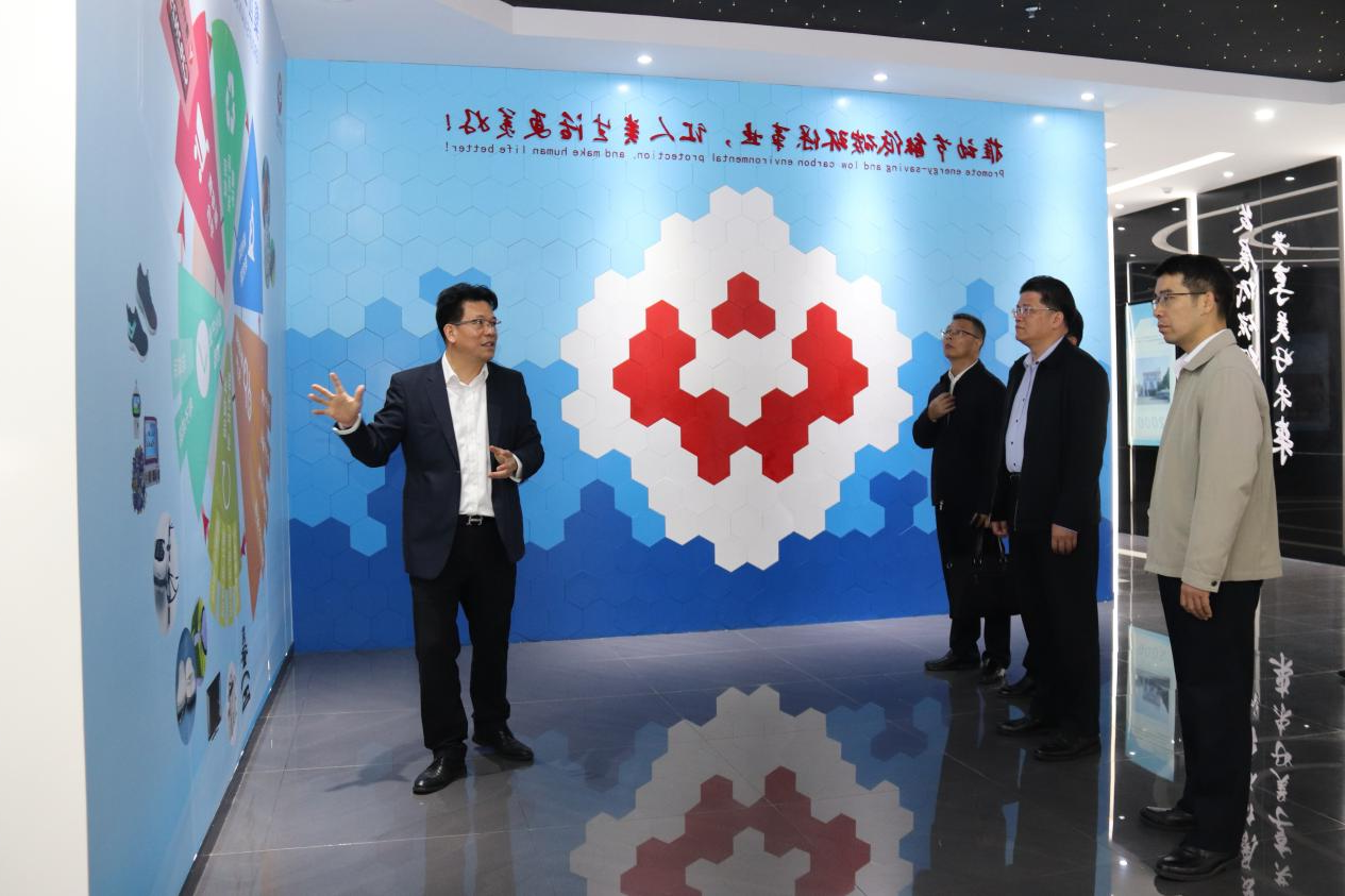 国立科技邵鉴棠董事长接待恩平市市委书记黎沛荣、市长赖惠镇一行调研国立科技节能低碳环保新材料产业
